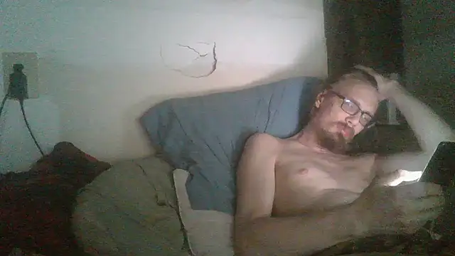 Snapshot of dandonn chatting on May 18, 9:37 am dandonn online show from May 18, 9:37 am