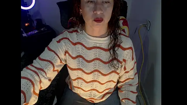 Snapshot of Milf_Valeria chatting on October 15, 2:06 pm Milf Valeria online show from October 15, 2:06 pm