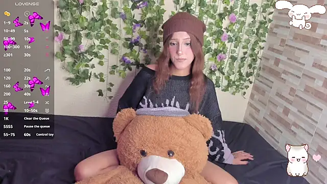 Snapshot of Amy_Moonlight chatting on May 7, 9:42 pm Amy Moonlight online show from May 7, 9:42 pm