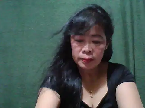 Snapshot of _maria_xx chatting on October 18, 10:27 am maria xx online show from October 18, 10:27 am