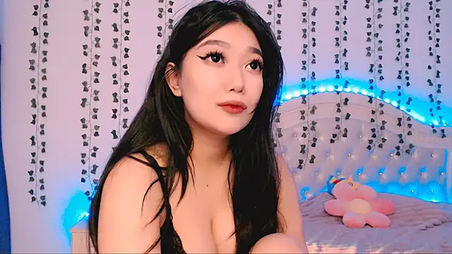 Snapshot of asian_eye chatting on October 12, 5:17 am asian eye online show from October 12, 5:17 am