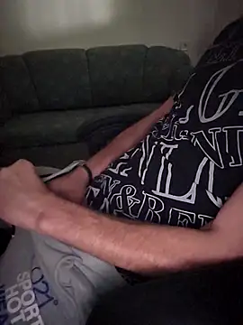 G-boy40 online show from October 6, 1:19 pm