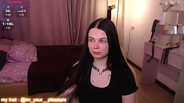 Michela Fruet online show from November 23, 1:05 am