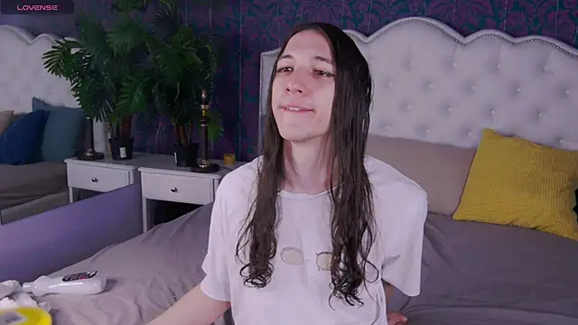 SilverMuse online show from April 14, 10:38 pm