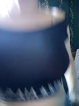 Snapshot of Lissa213 chatting on October 6, 6:33 am Lissa213 online show from October 6, 6:33 am