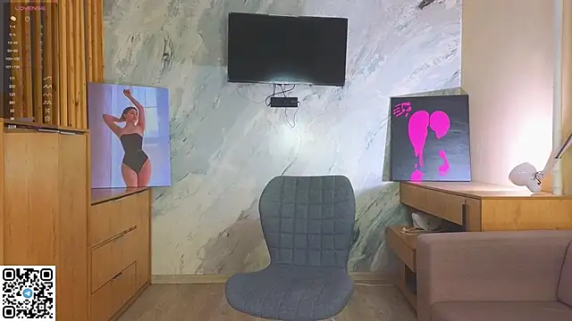 miss bubbles  online show from November 30, 12:36 am