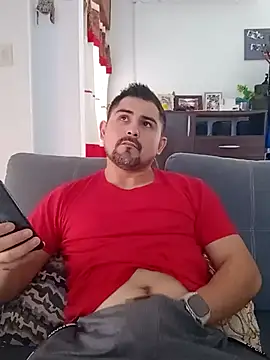Bradd 32 online show from June 8, 5:02 pm