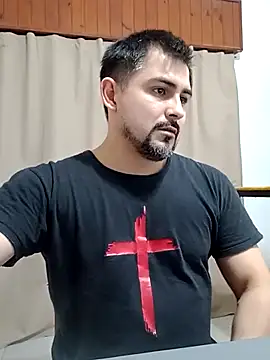 Bradd 32 online show from August 6, 2:57 am