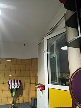 adiluci1 online show from April 13, 2:39 am