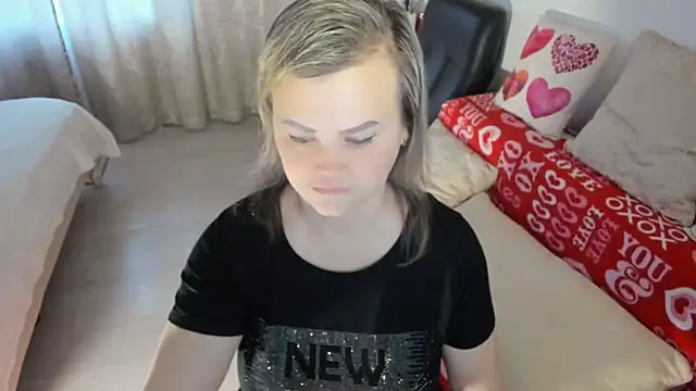 MildMature online show from April 23, 2:35 am