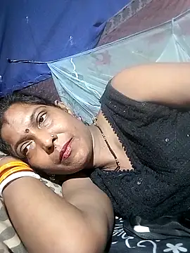 Snapshot of Savita992 chatting on April 20, 7:55 am Savita992 online show from April 20, 7:55 am