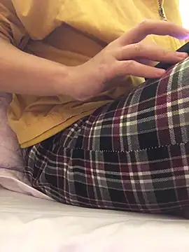 Snapshot of opna8 chatting on February 1, 12:31 am opna8 online show from February 1, 12:31 am