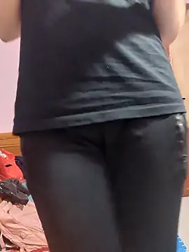 Snapshot of opna8 chatting on February 7, 2:04 am opna8 online show from February 7, 2:04 am