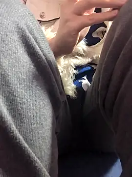 Snapshot of opna8 chatting on February 9, 1:53 am opna8 online show from February 9, 1:53 am