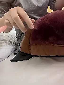 Snapshot of opna8 chatting on February 12, 12:38 am opna8 online show from February 12, 12:38 am