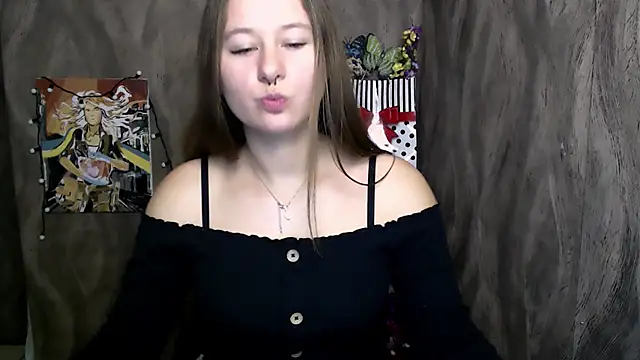 Snapshot of Linda_S_ chatting on September 23, 9:12 am Linda S online show from September 23, 9:12 am