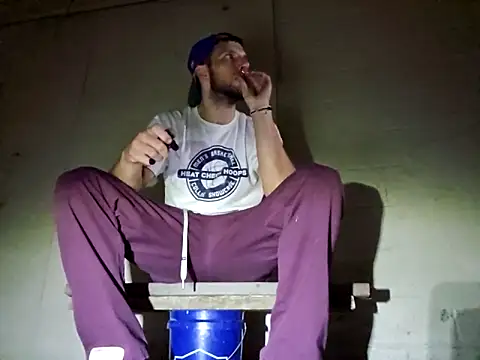 Snapshot of sloppytopkins chatting on September 21, 4:25 am sloppytopkins online show from September 21, 4:25 am