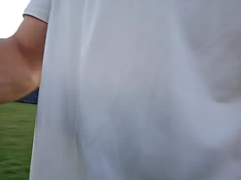 Snapshot of sloppytopkins chatting on October 5, 10:51 pm sloppytopkins online show from October 5, 10:51 pm