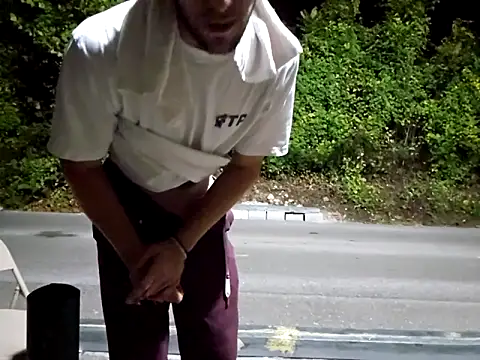 Snapshot of sloppytopkins chatting on October 7, 3:58 am sloppytopkins online show from October 7, 3:58 am