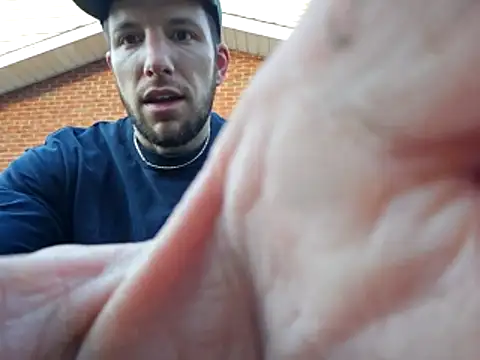 Snapshot of sloppytopkins chatting on March 15, 12:33 pm sloppytopkins online show from March 15, 12:33 pm