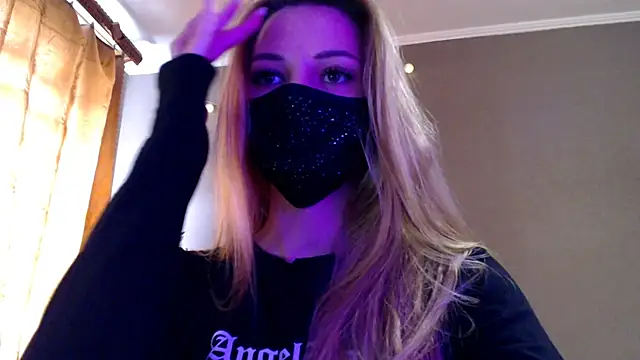 Iris lave online show from April 10, 11:59 am