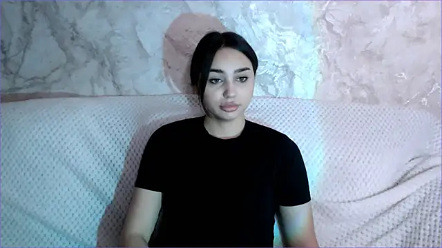 ChocolateKity online show from April 14, 4:07 am