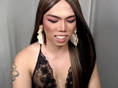 Snapshot of Queen_alena chatting on October 8, 4:21 am Queen alena online show from October 8, 4:21 am