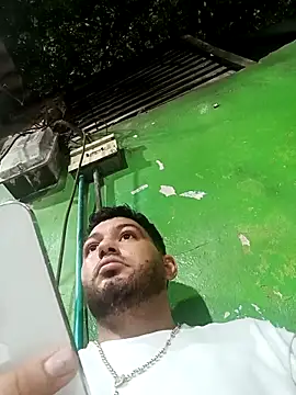 Frank0021 online show from May 2, 3:55 am