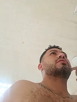 Frank0021 online show from June 8, 2:17 pm