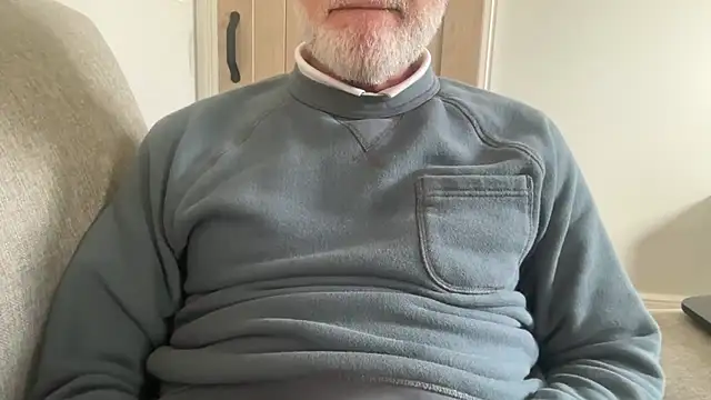 Snapshot of braselton06 chatting on December 3, 3:54 pm braselton06 online show from December 3, 3:54 pm