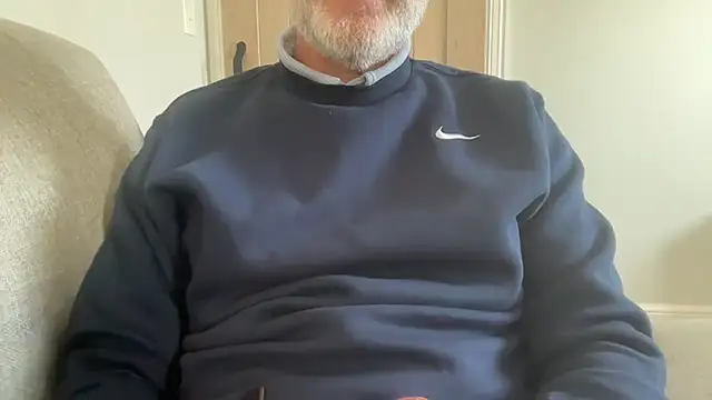 Snapshot of braselton06 chatting on December 5, 3:30 pm braselton06 online show from December 5, 3:30 pm