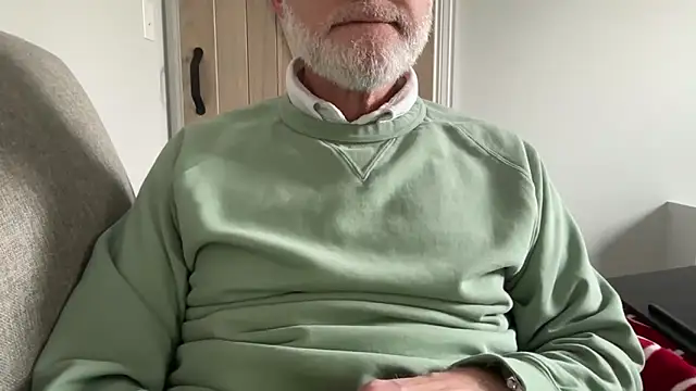 Snapshot of braselton06 chatting on January 5, 8:12 pm braselton06 online show from January 5, 8:12 pm