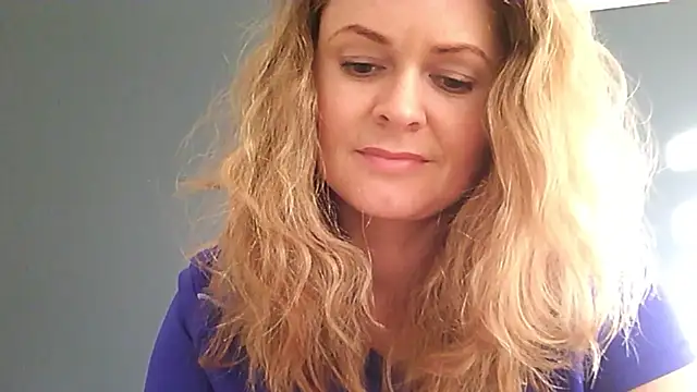 Snapshot of Ginger-bb chatting on July 4, 5:30 pm Ginger-bb online show from July 4, 5:30 pm