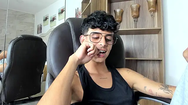 Ibratxandy online show from March 10, 9:20 pm