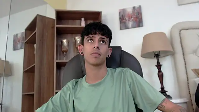 Ibratxandy online show from April 11, 7:18 pm