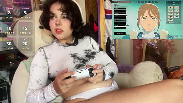 Snapshot of PixelKitty_ chatting on July 12, 4:31 pm PixelKitty online show from July 12, 4:31 pm