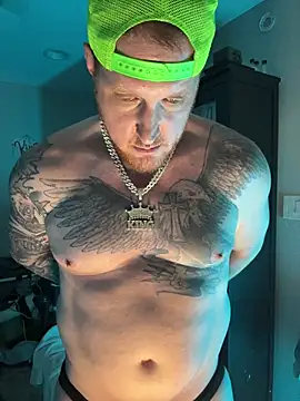 Snapshot of CloudyKingG chatting on July 2, 12:10 am CloudyKingG online show from July 2, 12:10 am