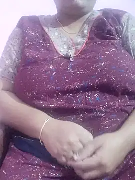 Snapshot of lathikaqueentamil chatting on October 28, 10:30 am lathikaqueentamil online show from October 28, 10:30 am