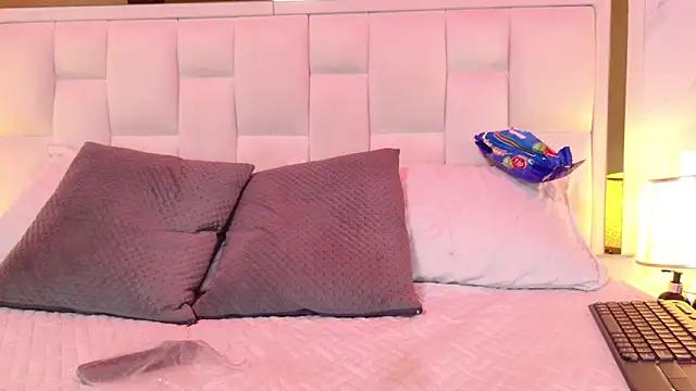 kity lovee1 online show from October 15, 3:17 am