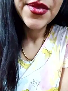 Snapshot of Princessa05 chatting on February 2, 6:39 pm Princessa05 online show from February 2, 6:39 pm