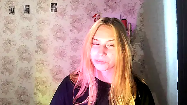 ClaireLaSweet online show from September 22, 12:34 am