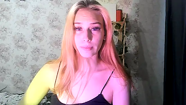 ClaireLaSweet online show from October 19, 10:21 pm