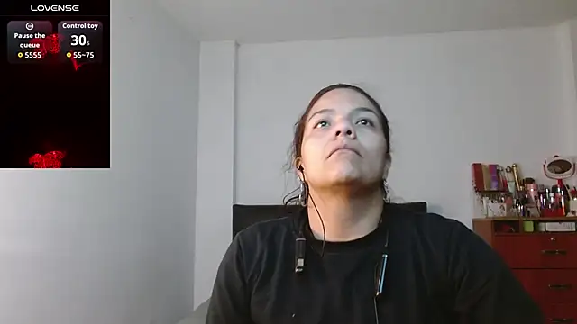 Snapshot of Megan_Milf__ chatting on February 16, 9:44 pm Megan Milf online show from February 16, 9:44 pm