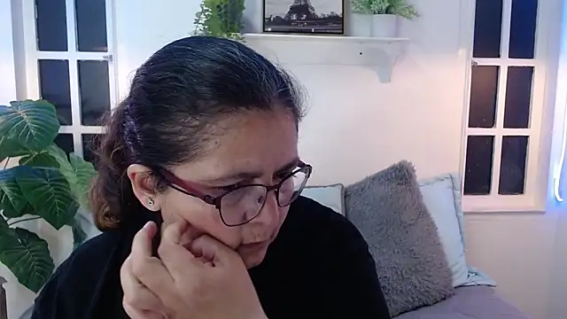 Linda banks  online show from March 20, 2:05 am