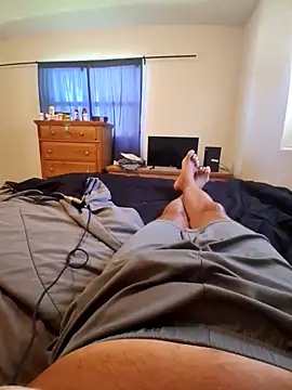 pullitoff online show from October 13, 3:45 pm