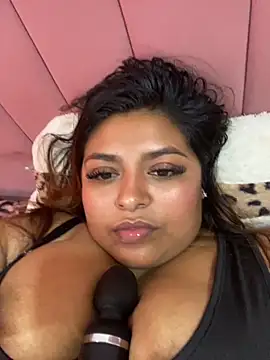 Snapshot of Hela_Collins chatting on October 19, 11:22 am Hela Collins online show from October 19, 11:22 am