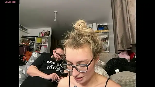 harleyblair online show from February 2, 11:03 pm