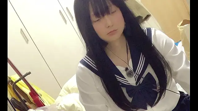 Snapshot of Mia032 chatting on January 17, 3:28 pm Mia032 online show from January 17, 3:28 pm