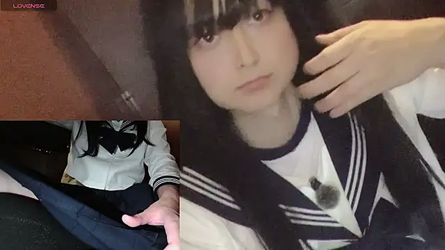 Snapshot of Mia032 chatting on February 9, 12:09 pm Mia032 online show from February 9, 12:09 pm