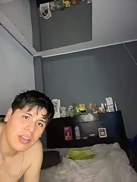 Kailertwink online show from April 11, 3:11 am